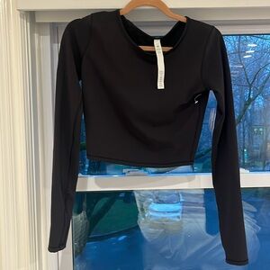 Black long sleeve Lululemon shirt